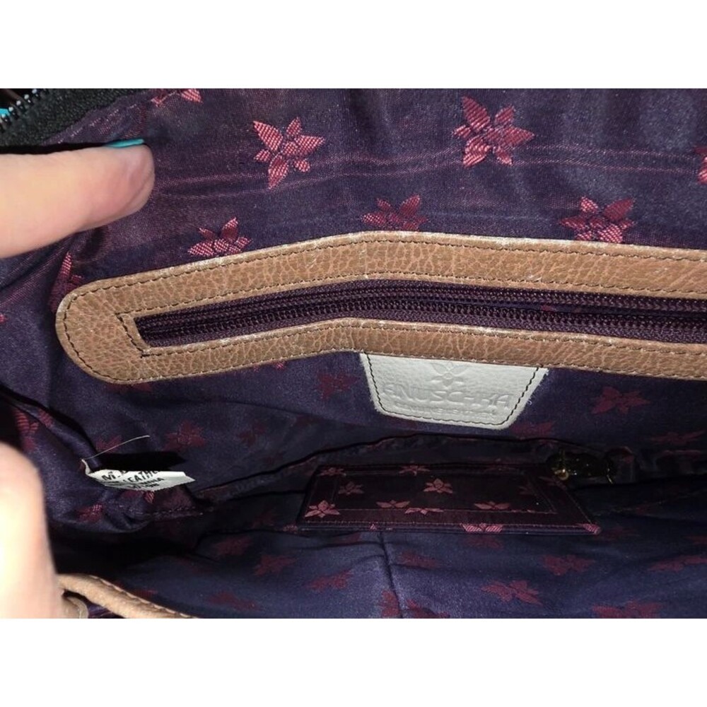 Anushka hand painted purse - Picture 4 of 4